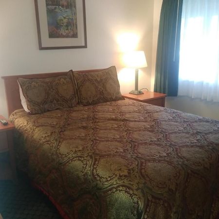 Cedar Lodge Dunsmuir Εξωτερικό φωτογραφία
