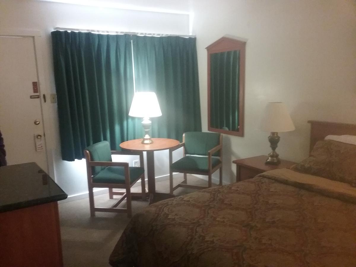 Cedar Lodge Dunsmuir Εξωτερικό φωτογραφία