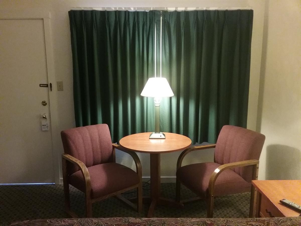 Cedar Lodge Dunsmuir Εξωτερικό φωτογραφία