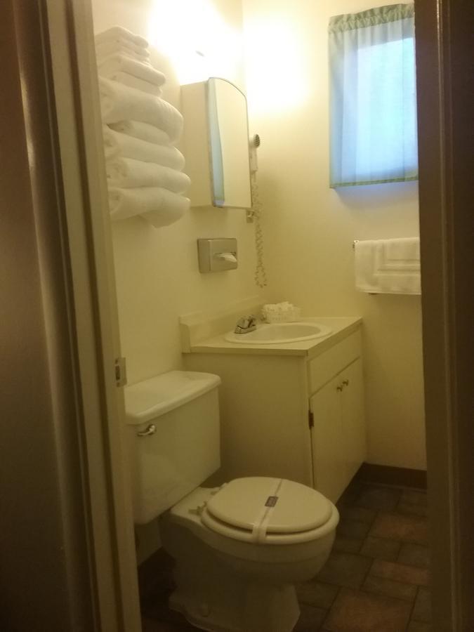 Cedar Lodge Dunsmuir Εξωτερικό φωτογραφία