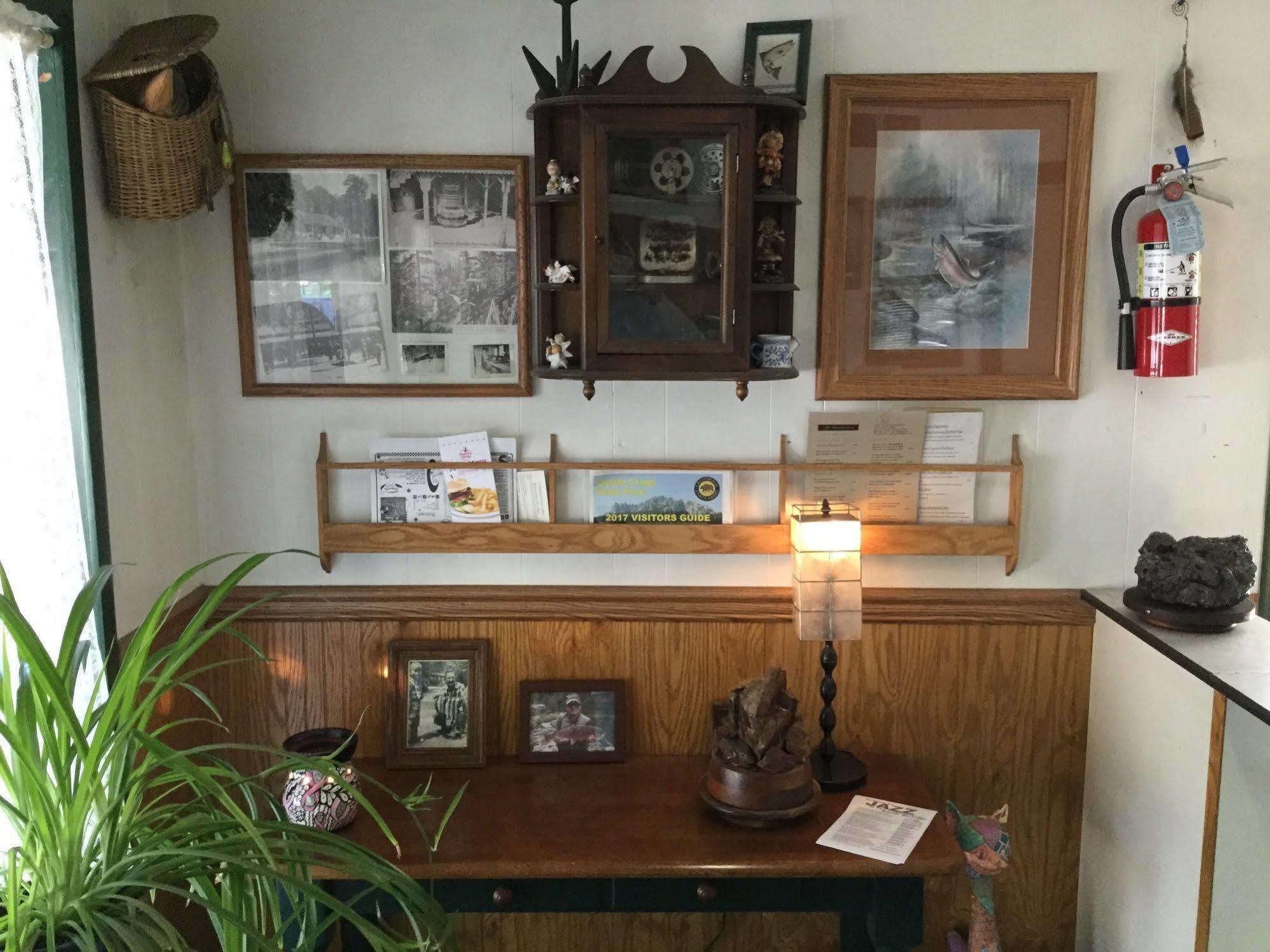 Cedar Lodge Dunsmuir Εξωτερικό φωτογραφία