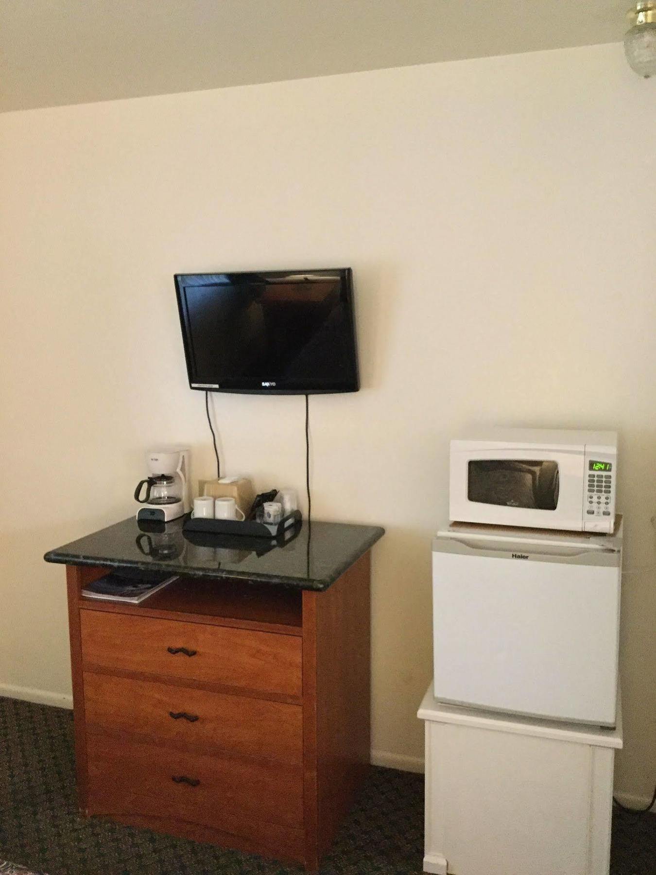 Cedar Lodge Dunsmuir Εξωτερικό φωτογραφία