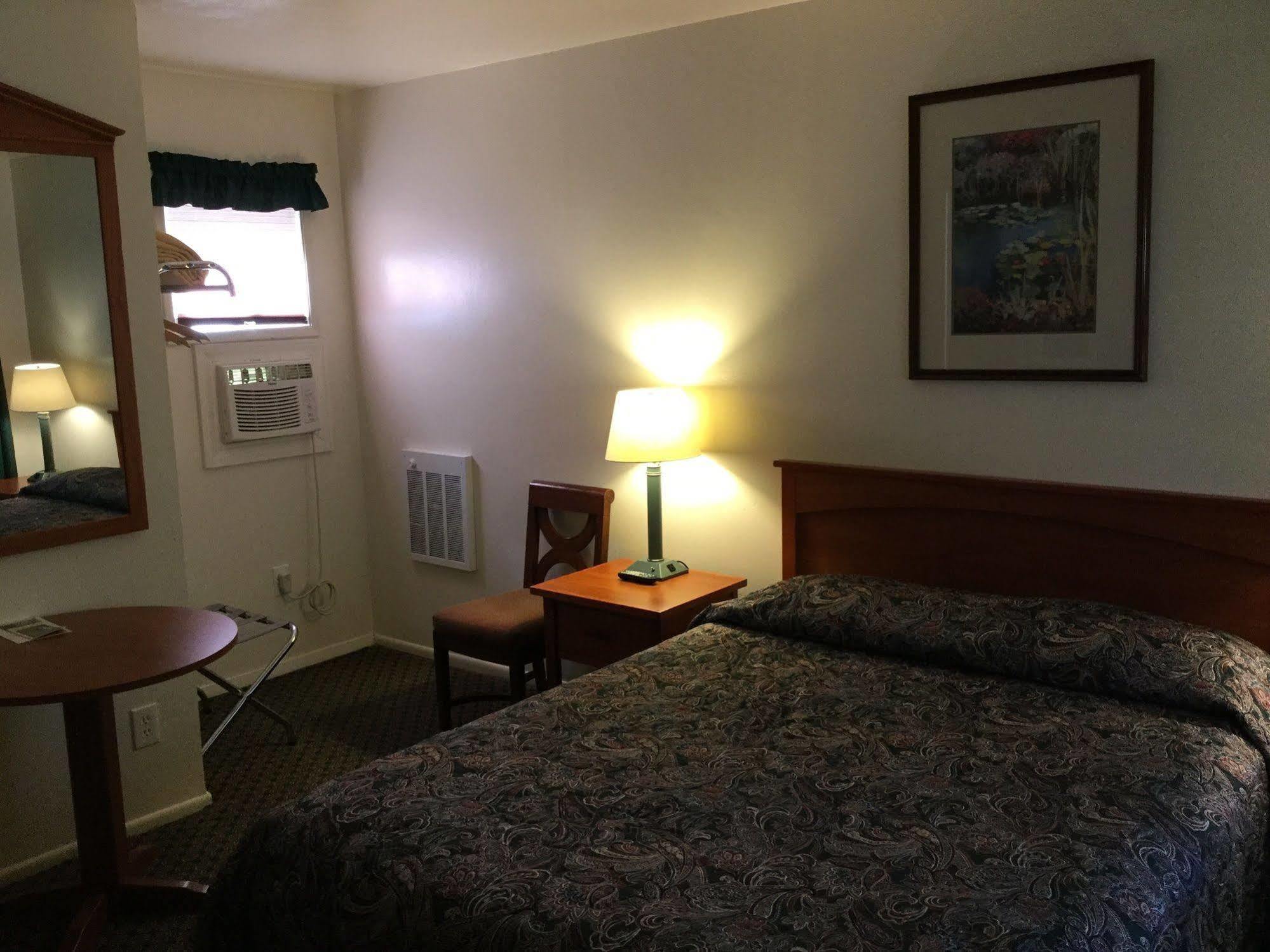 Cedar Lodge Dunsmuir Εξωτερικό φωτογραφία