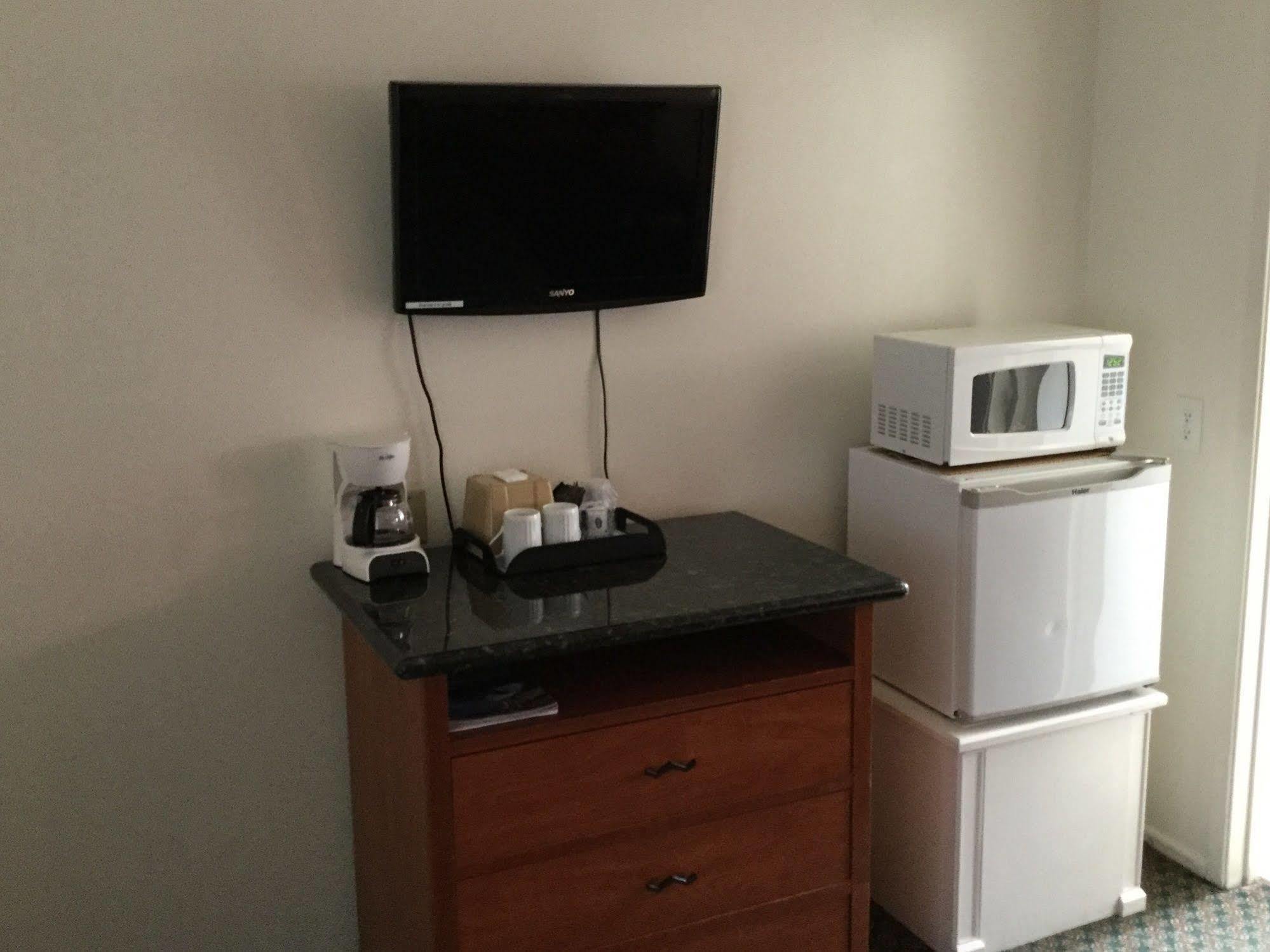 Cedar Lodge Dunsmuir Εξωτερικό φωτογραφία