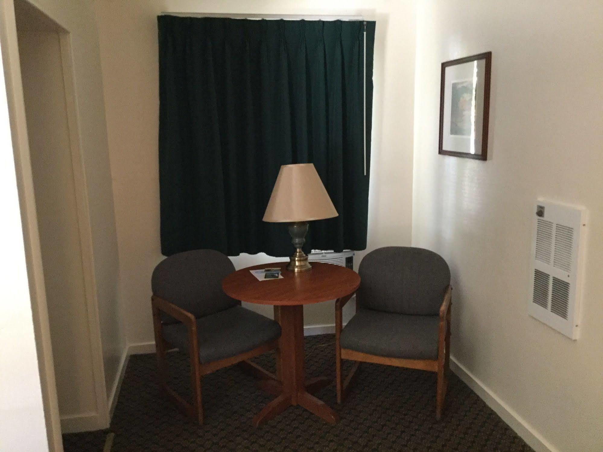 Cedar Lodge Dunsmuir Εξωτερικό φωτογραφία