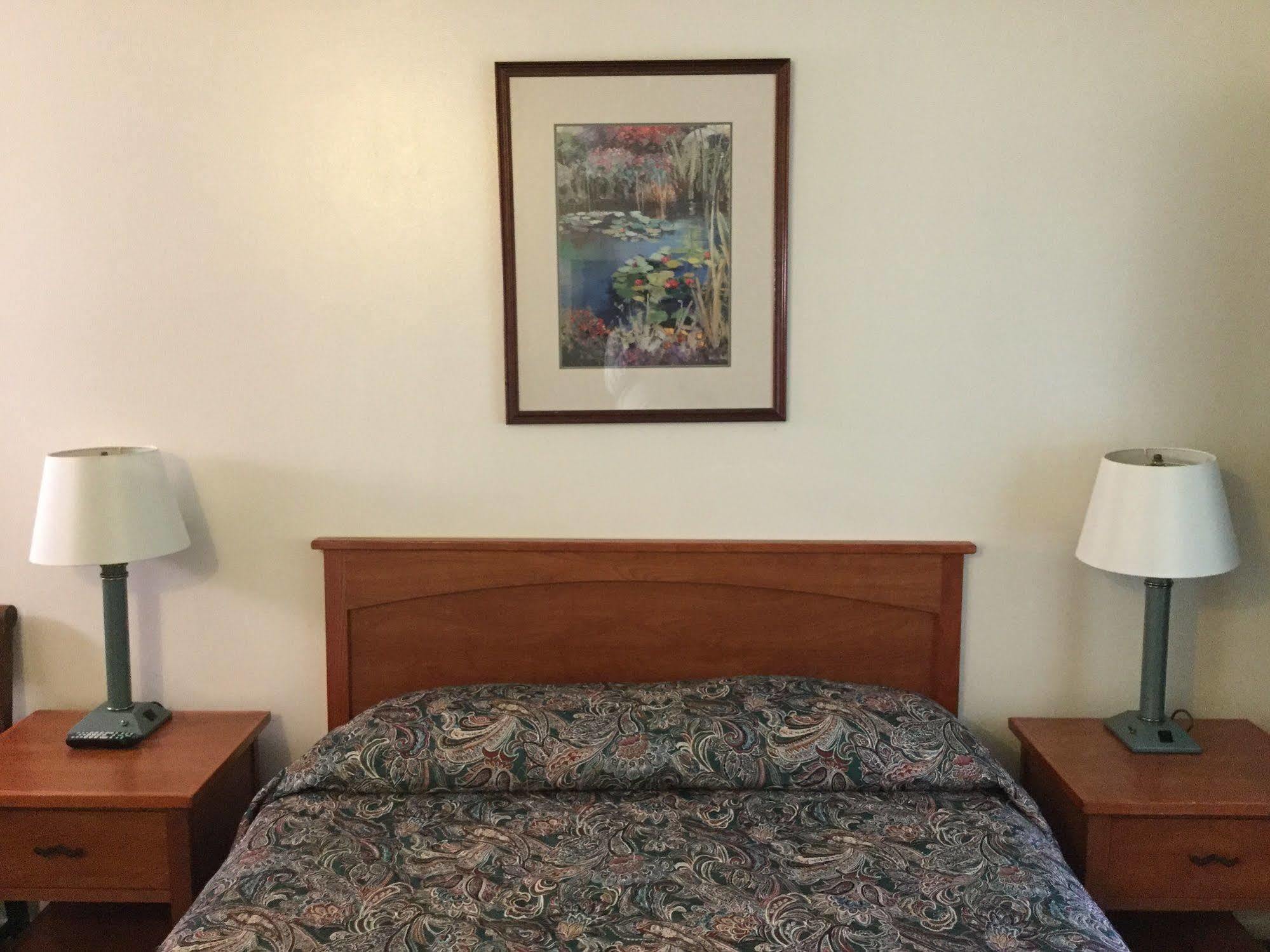Cedar Lodge Dunsmuir Εξωτερικό φωτογραφία
