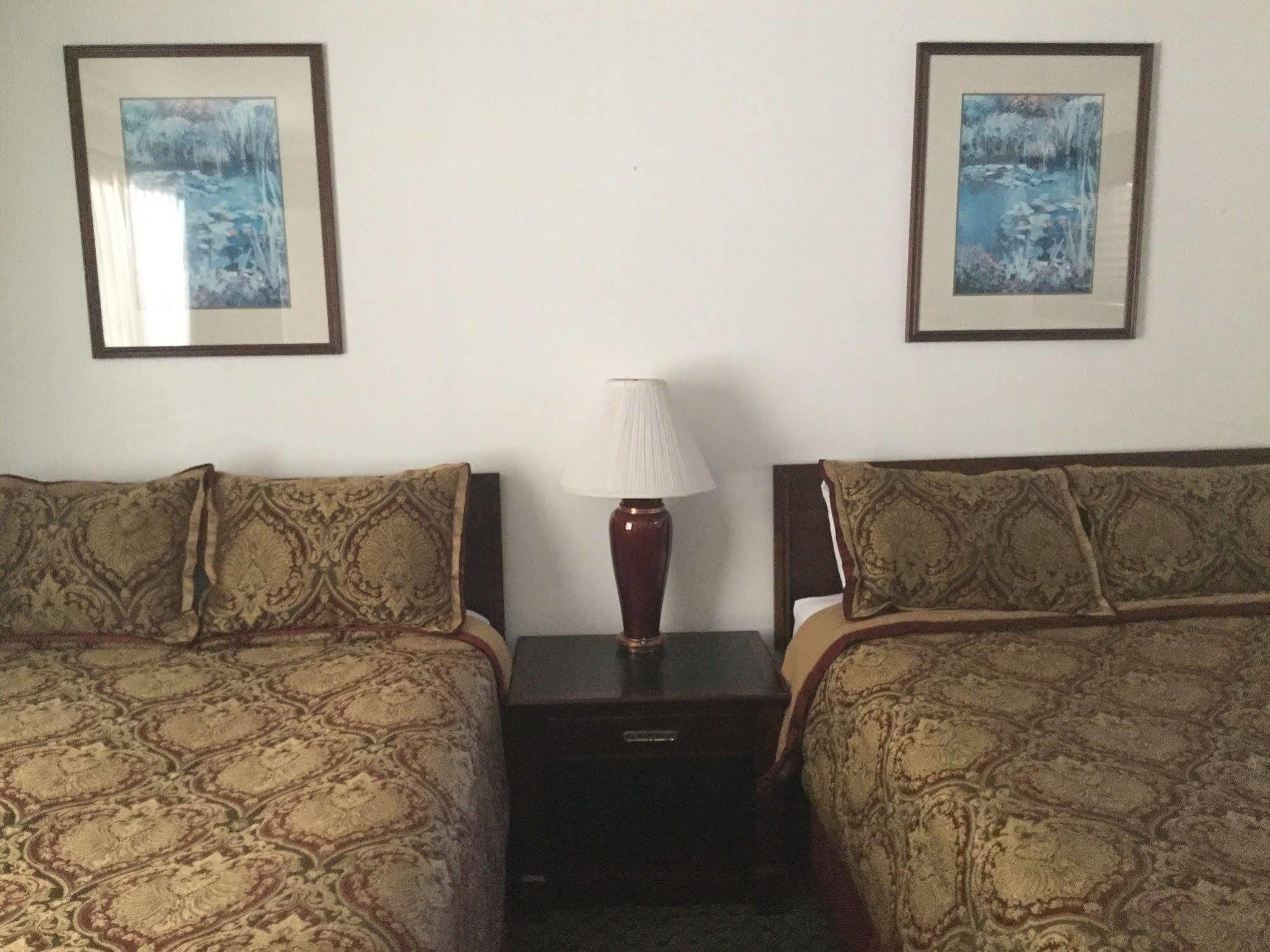 Cedar Lodge Dunsmuir Εξωτερικό φωτογραφία