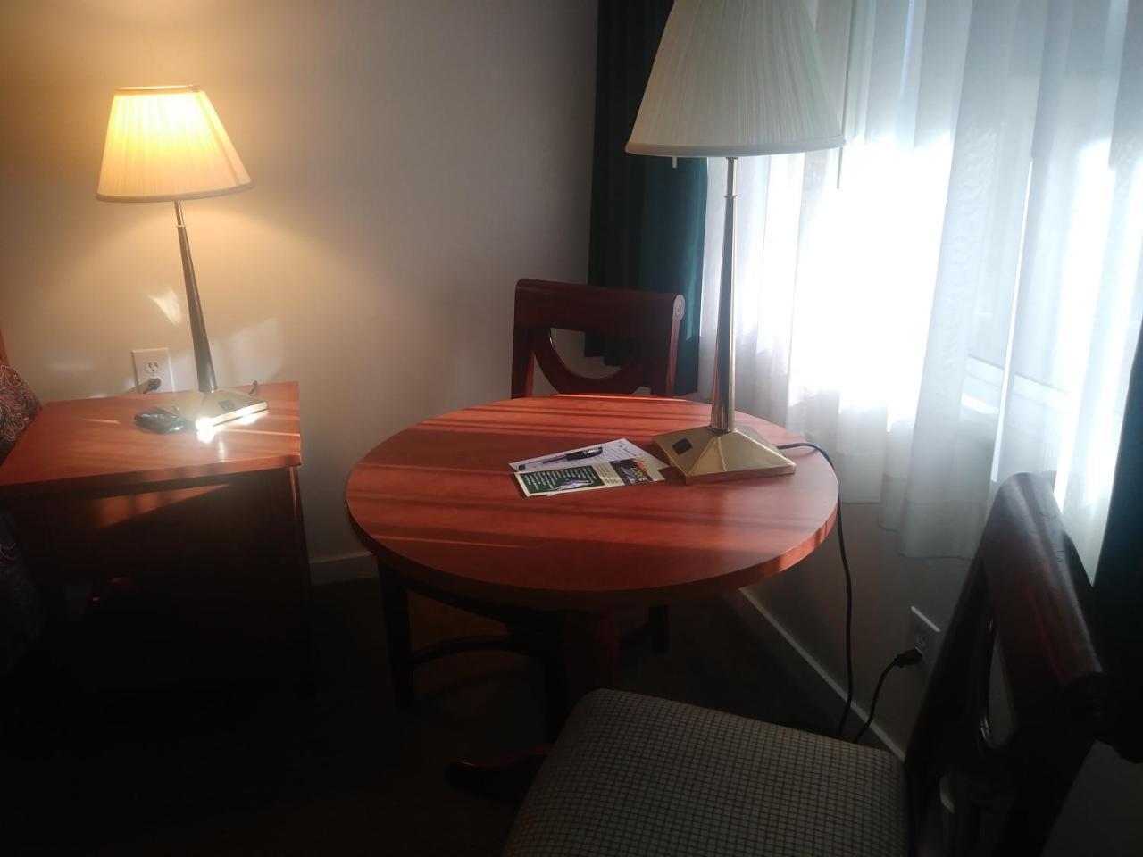 Cedar Lodge Dunsmuir Εξωτερικό φωτογραφία